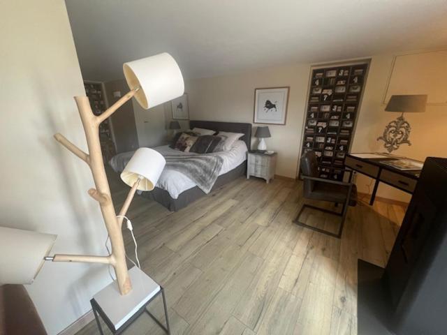 Agreable Chambre D Hote Avec Piscine Et Jacuzzi Thegra Luaran gambar