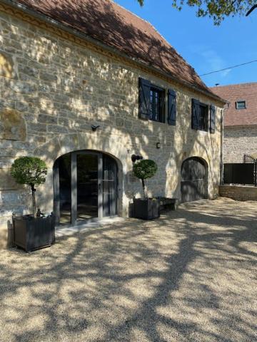 Agreable Chambre D Hote Avec Piscine Et Jacuzzi Thegra Luaran gambar